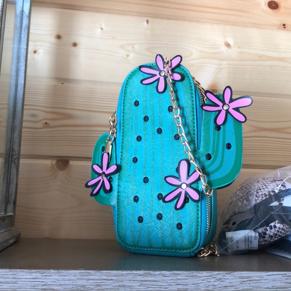 Cactus Crossbody Bag - Picture 5 of 5